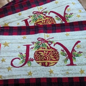 New Christmas Tapestry Joy Placemats 4 🌲